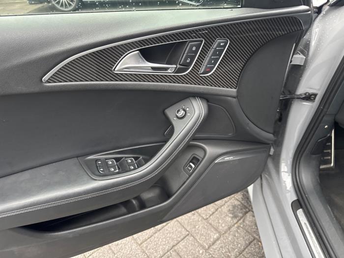 Audi RS 6 Avant 4.0 V8 TFSI 32V Voiture accidentée (2015, Gris)
