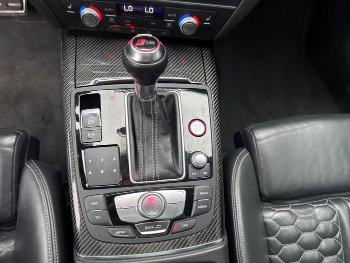 Audi RS 6 Avant 4.0 V8 TFSI 32V Voiture accidentée (2015, Gris)