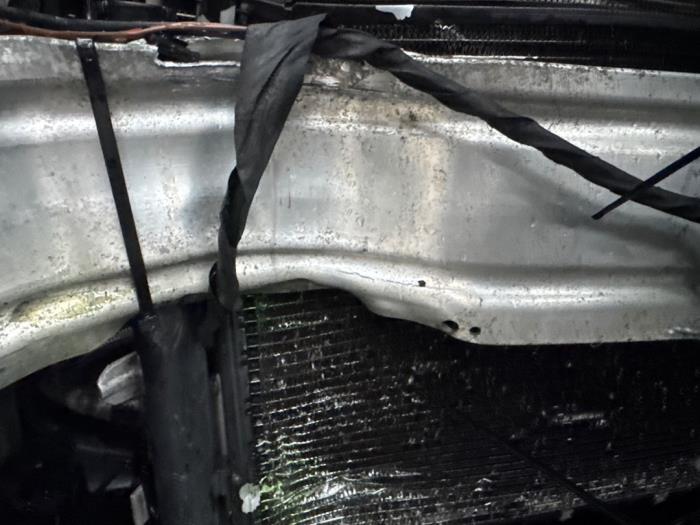 Audi RS 6 Avant 4.0 V8 TFSI 32V Voiture accidentée (2015, Gris)