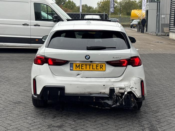 BMW 1 serie 120d TwinPower Turbo 2.0 16V Schrottauto (2024)