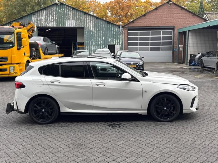 BMW 1 serie 120d TwinPower Turbo 2.0 16V Schrottauto (2024)