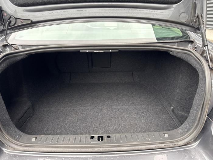 Volvo S80 2.4 D 20V Skadat fordon (2008, GRIJS)