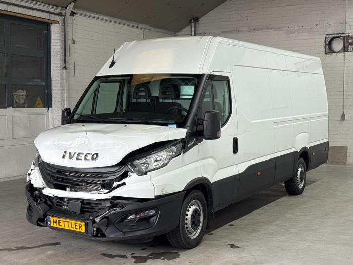 Iveco New Daily 14-  (Daños)