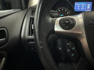 Ford Focus 3 Wagon 1.0 Ti-VCT EcoBoost 12V 100 Samochód uszkodzony (2014, Brazowy)