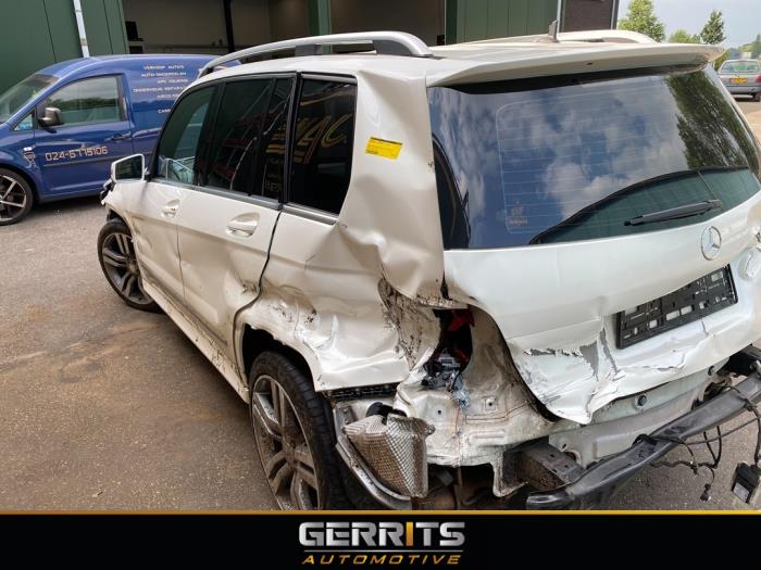 Mercedes GLK 3.0 350 CDI 24V BlueEfficiency 4-Matic Schrottauto (2013, Weiß)