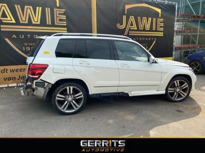Mercedes GLK 3.0 350 CDI 24V BlueEfficiency 4-Matic Schrottauto (2013, Weiß)