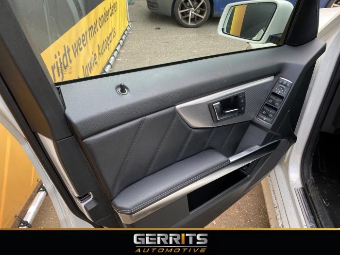 Mercedes GLK 3.0 350 CDI 24V BlueEfficiency 4-Matic Schrottauto (2013, Weiß)