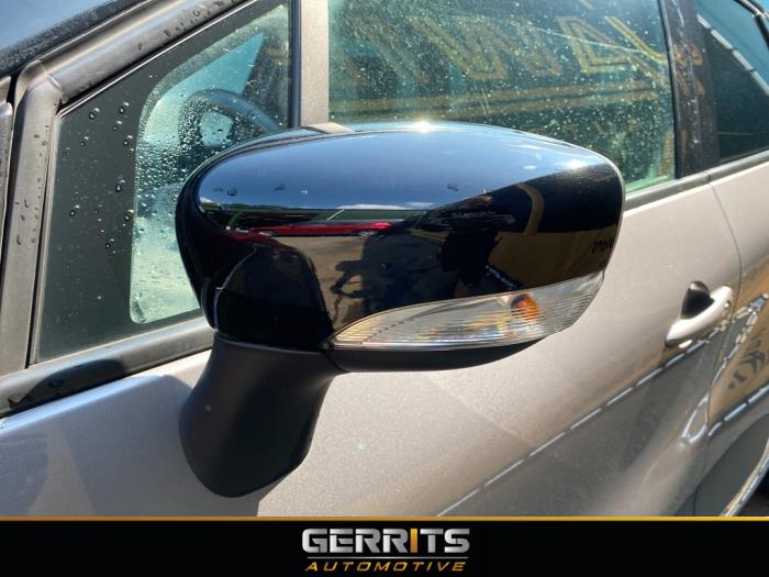 Renault Captur I 1.2 TCE 16V EDC Vehículo de desguace (2016, Gris)