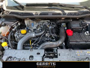 Renault Captur I 1.2 TCE 16V EDC Vehículo de desguace (2016, Gris)