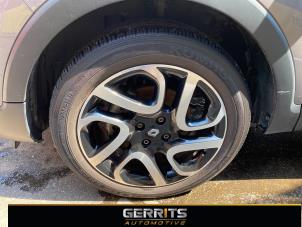Renault Captur I 1.2 TCE 16V EDC Vehículo de desguace (2016, Gris)