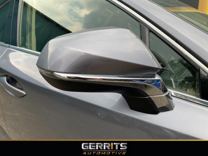 Lexus NX I 300h 2.5 16V 4x4 Épave (2014, Gris)