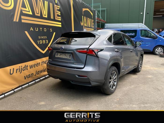 Lexus NX I 300h 2.5 16V 4x4 Épave (2014, Gris)