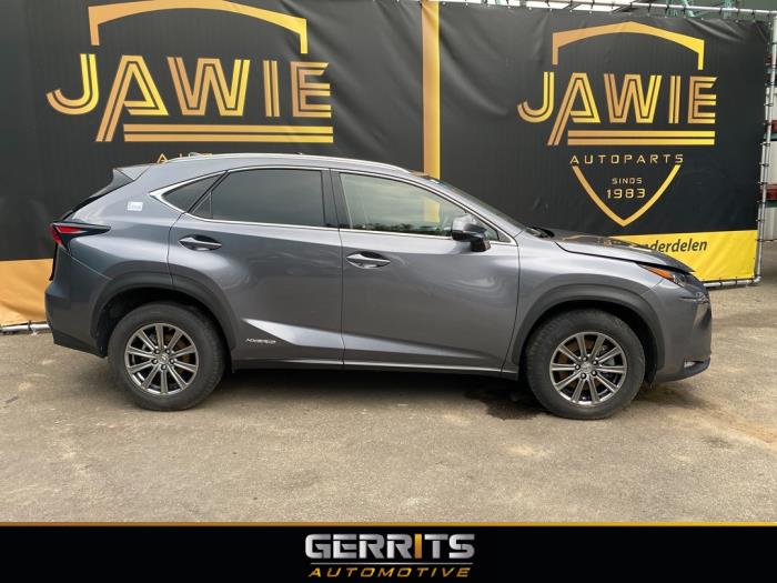 Lexus NX I 300h 2.5 16V 4x4 Épave (2014, Gris)
