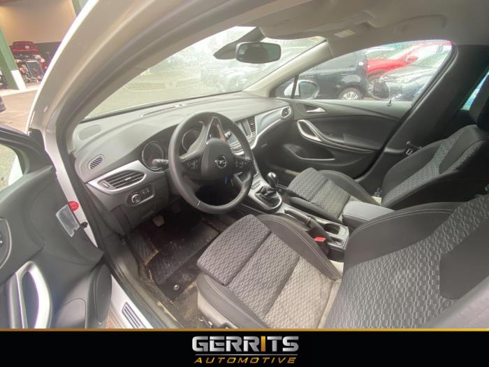 Opel Astra K Sports Tourer 1.6 CDTI 110 16V Salvage vehicle (2019, White)
