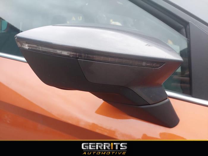 Seat Arona 1.6 TDI 95 Schrottauto (2018, Orange)