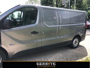 Fiat Talento 1.6 EcoJet BiTurbo 125 Vehículo de desguace (2018, Marrón)