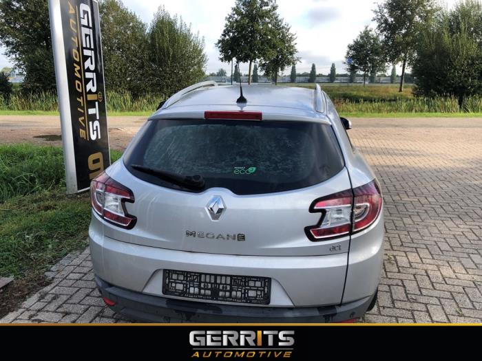 Renault Megane III Grandtour 1.5 dCi 110 Samochód złomowany (2012, Szary)