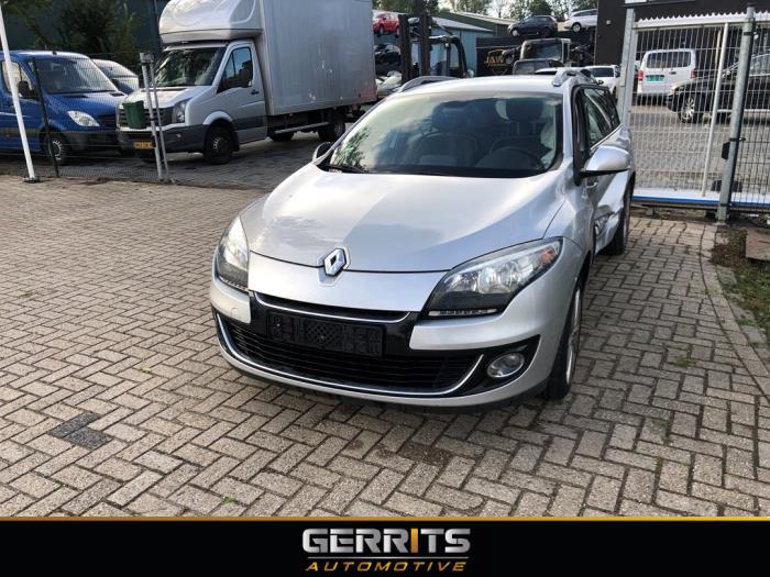 Renault Megane III Grandtour 1.5 dCi 110 Samochód złomowany (2012, Szary)
