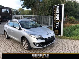 Renault Megane III Grandtour 1.5 dCi 110 Samochód złomowany (2012, Szary)
