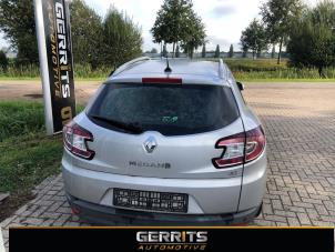 Renault Megane III Grandtour 1.5 dCi 110 Samochód złomowany (2012, Szary)
