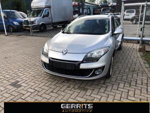 Renault Megane III Grandtour 1.5 dCi 110 Samochód złomowany (2012, Szary)