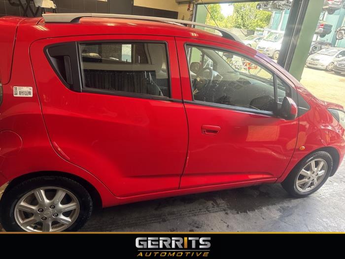Chevrolet Spark 1.0 16V Bifuel Samochód złomowany (2011, Czerwony)