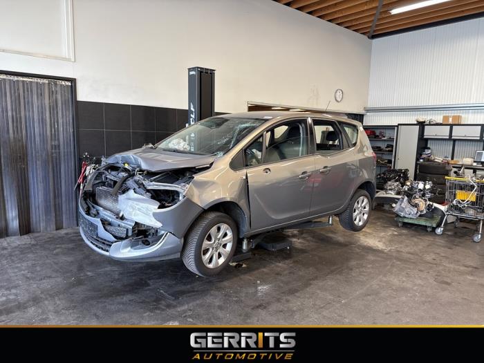 Opel Meriva 1.4 Turbo 16V ecoFLEX Vehículo de desguace (2014, Marrón)