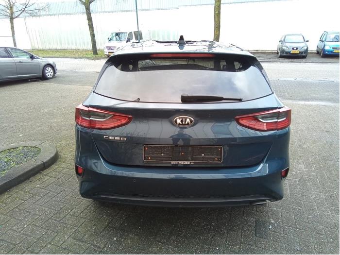 Kia Ceed 1.4 T-GDI 16V Épave (2018, Bleu)