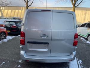 Citroen Jumpy 2.0 Blue HDI 180 Vehículo de desguace (2020, Gris plateado)