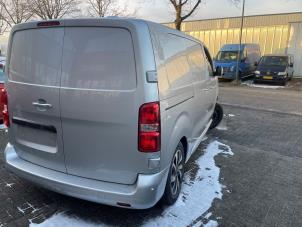 Citroen Jumpy 2.0 Blue HDI 180 Vehículo de desguace (2020, Gris plateado)