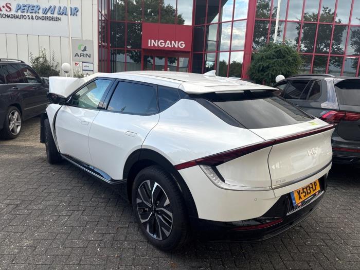 Kia EV6 77.4 kWh RWD Épave (2023, Blanc)
