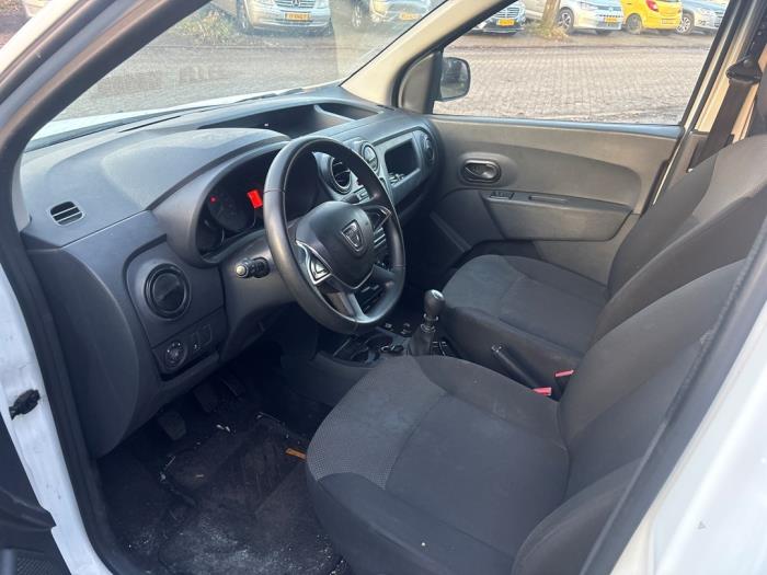 Dacia Dokker Express 1.5 Blue dCi 95 Épave (2019, Blanc)