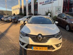 Renault Megane IV Estate 1.3 TCE 140 16V  (Schrott)