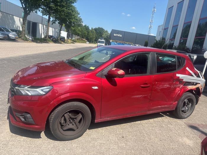 Dacia Sandero III 1.0 TCe 100 12V ECO-G Samochód złomowany (2021, Czerwony)
