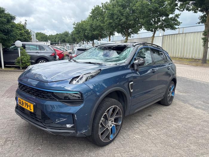 Lynk & Co 01 1.5 PHEV Vehículo de desguace (2024, Azul)