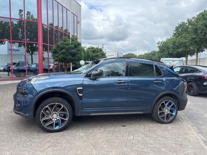 Lynk & Co 01 1.5 PHEV Vehículo de desguace (2024, Azul)