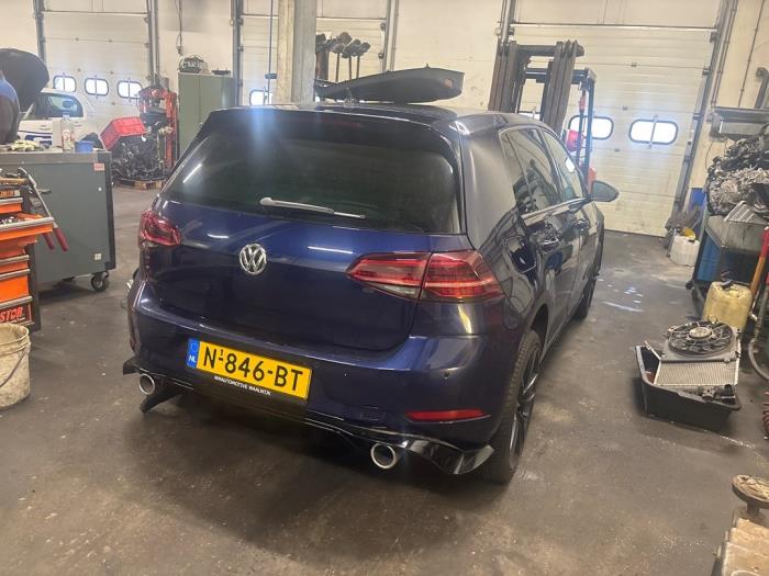Volkswagen Golf VII 1.5 TSI Evo BMT 16V Samochód złomowany (2018, Niebieski)