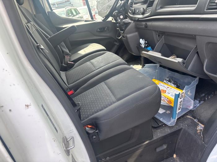 Ford Transit Custom 2.0 EcoBlue 170 Épave (2024, Noir)