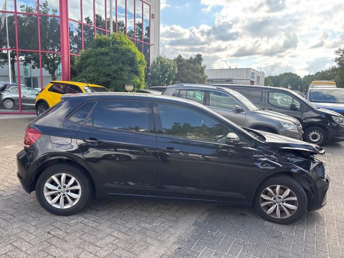 Volkswagen Polo VI 1.0 TSI 12V BlueMotion  (Épave)