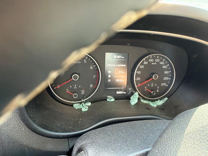 Kia Picanto 1.0 DPi 12V Vehículo de desguace (2020, Blanco)