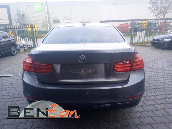 BMW 3 serie 320d 2.0 16V EfficientDynamicsEdition Skrotfordon (2012, MINERALGRAU METALLIC)
