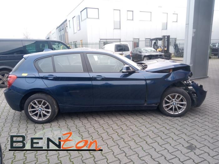 BMW 1 serie 116d 2.0 16V Schrottauto (2014, Dunkel, Blau)
