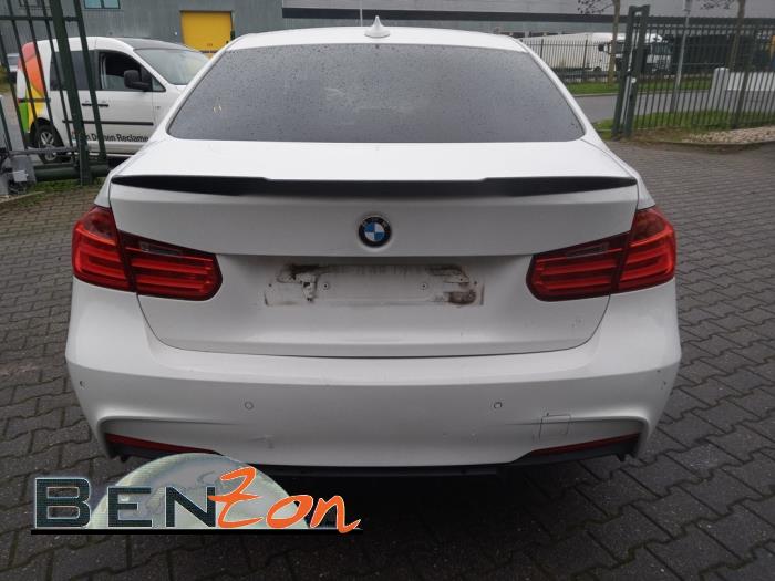 BMW 3 serie 330d 3.0 24V Salvage vehicle (2013, White)