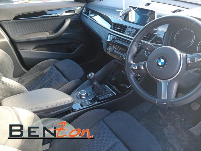 BMW X2 sDrive 18i 1.5 12V TwinPower Turbo Vehículo de desguace (2019, Gris)