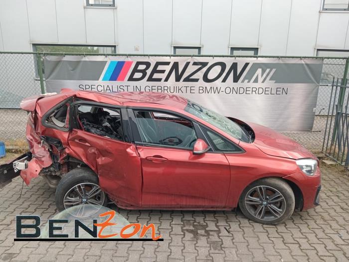 BMW 2-Serie Salvage vehicle (2019, Orange)