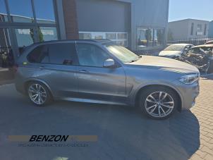 BMW X5 xDrive 40e 2.0 Vehículo de desguace (2015, Metálico, Gris)