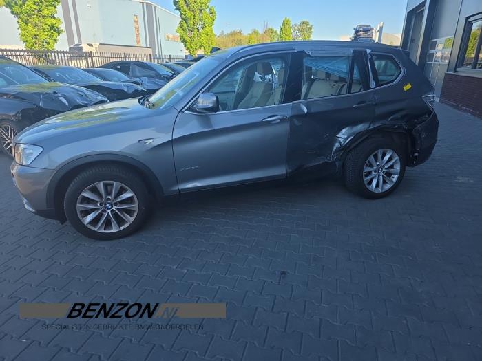 BMW X3 xDrive 20i 2.0 16V Twin Power Turbo Vehículo de desguace (2013, Metálico, Gris)