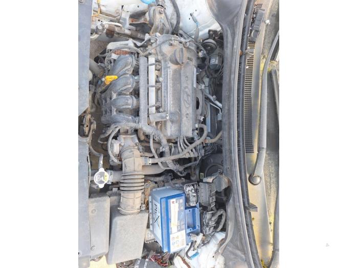Hyundai i20 1.2i 16V Salvage vehicle (2015, White)