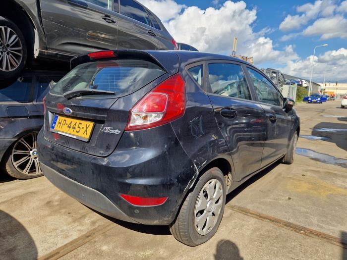 Ford Fiesta 6 1.5 TDCi Skrotfordon (2015, ZWART)