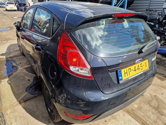 Ford Fiesta 6 1.5 TDCi Skrotfordon (2015, ZWART)